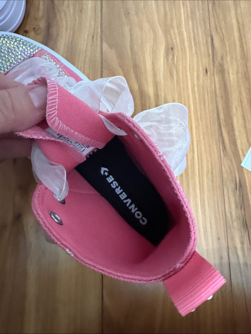 Converse Pink Crystal-Embellished Platform Sneakers hello kitty - Picture 5 of 7